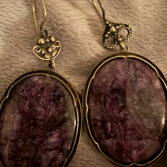Elegant Purple Oval Earrings - Picture 2 of 5